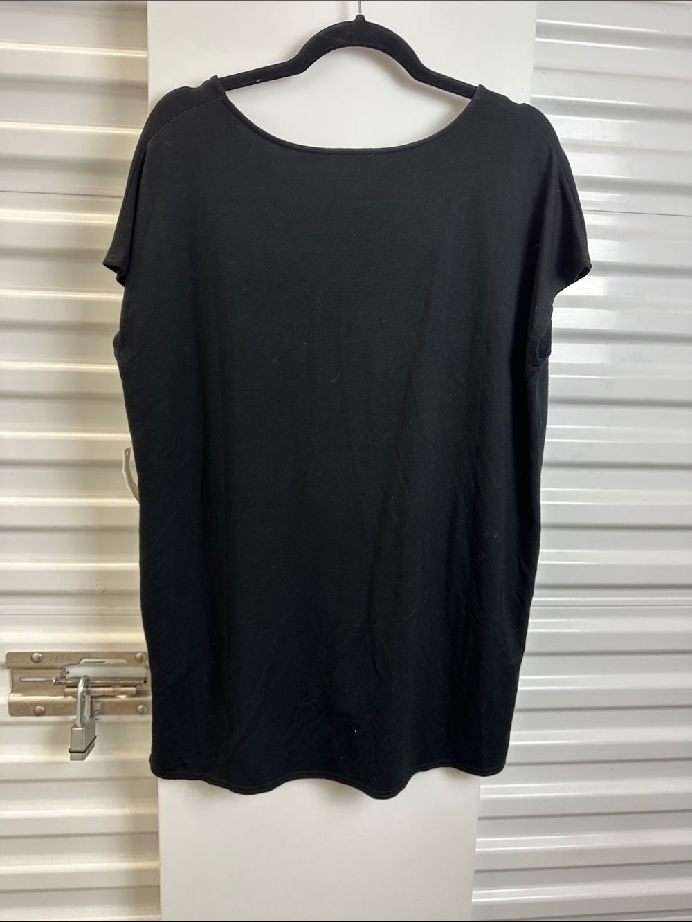 DAILY RITUAL Women's Black V-Neck Short Sleeve Top - Picture 6 of 8